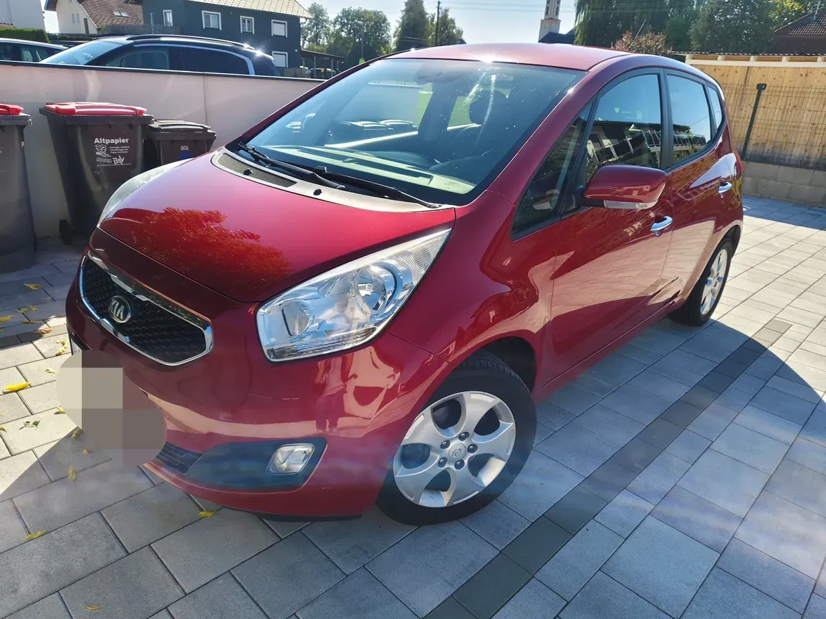 Kia Venga 2014 photo 2