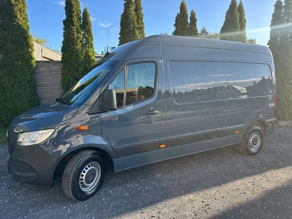 Mercedes-Benz Esprinter