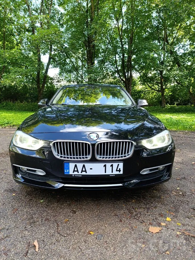 BMW 318 2013 photo 2