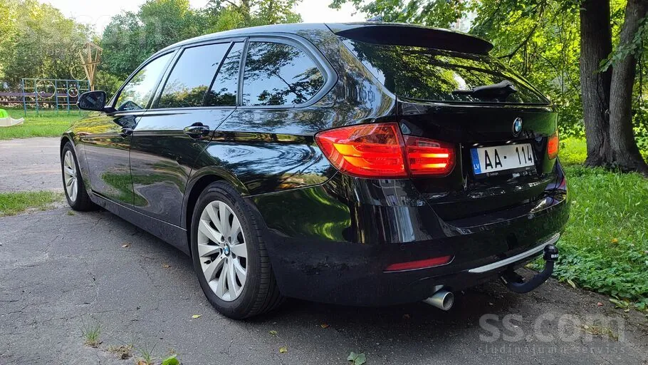 BMW 318 2013 photo 4