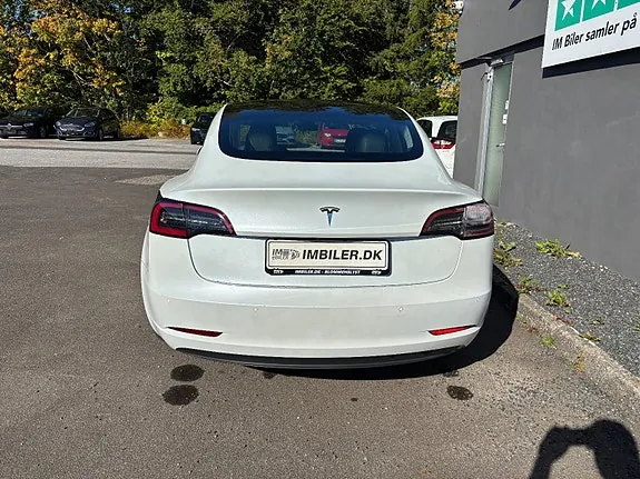Tesla Model 3 2020 photo 4