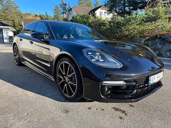 Porsche Panamera 4