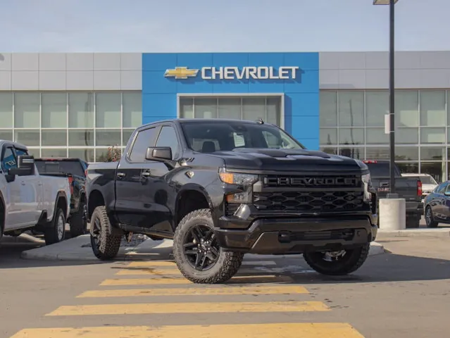 Chevrolet Silverado 1500 2026 photo 2