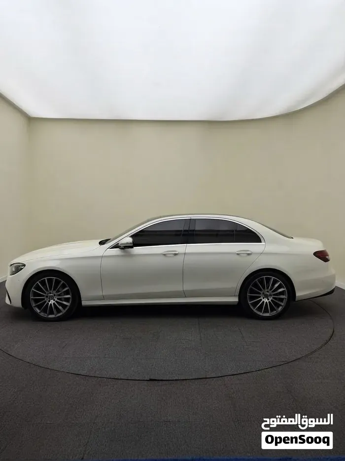 Mercedes-Benz E-Class 2021 photo 4