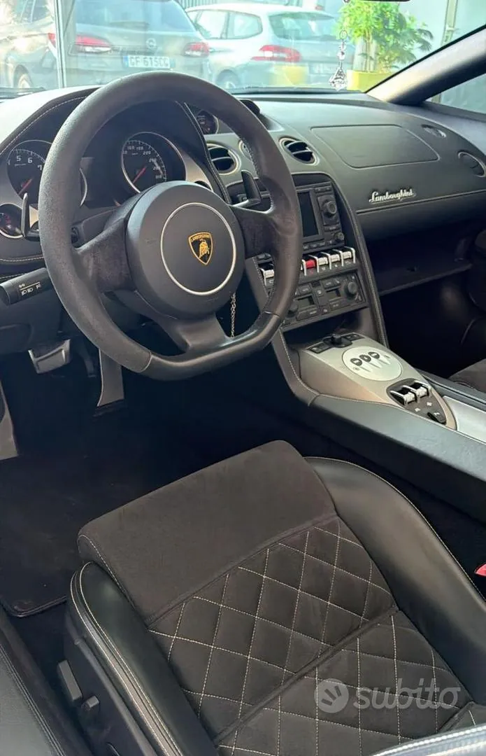 Lamborghini Gallardo 2010 photo 5