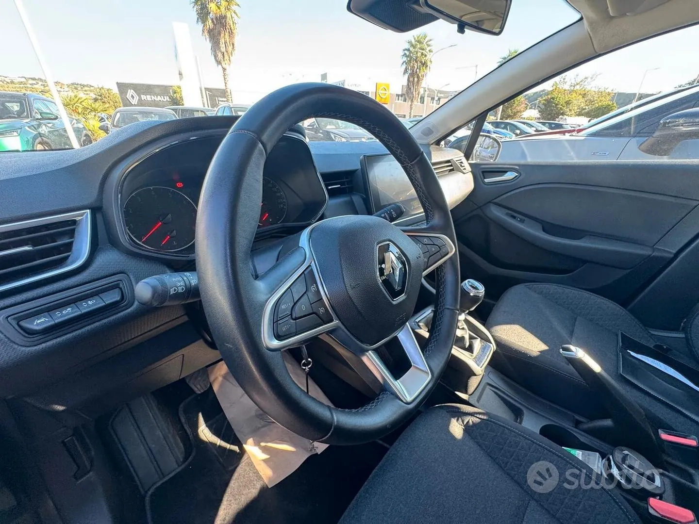 Renault Clio 2023 photo 4
