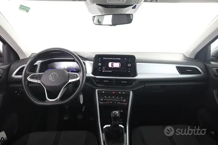 Volkswagen T-Roc 2023 photo 4