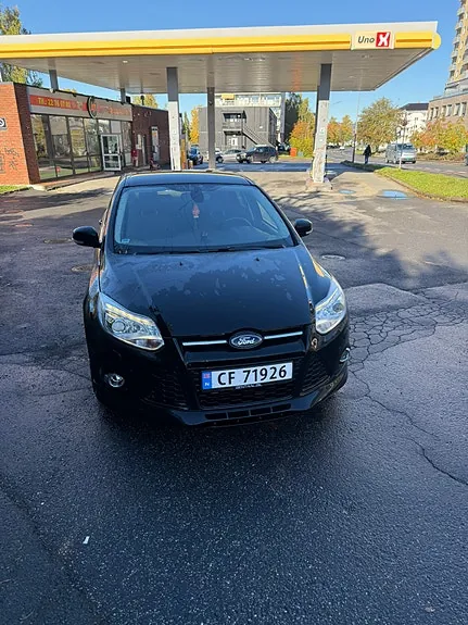 Ford Focus 2013 photo 2