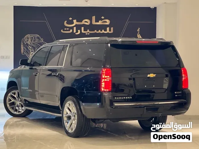 Chevrolet Suburban 2018 photo 3