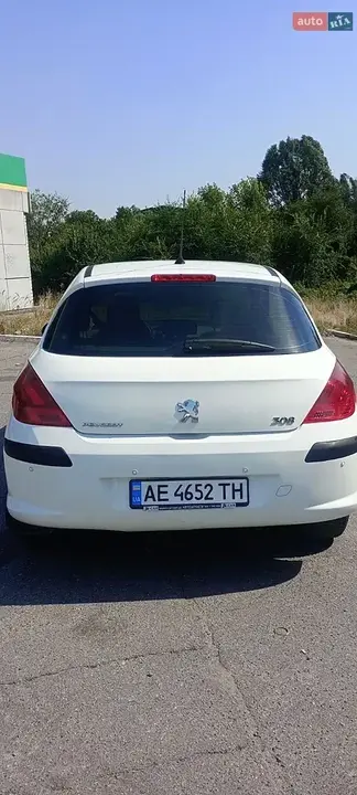 Peugeot 308 2008 photo 5