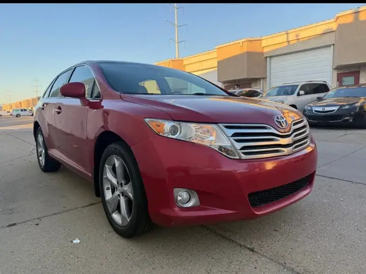 Toyota Venza 2011 photo 2