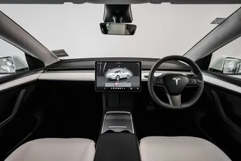 Tesla Model Y 2022 photo 4