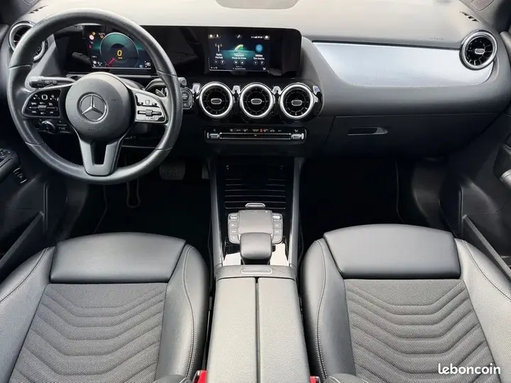 Mercedes-Benz B-Class 2019 photo 2