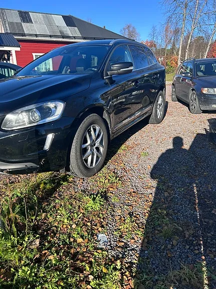 Volvo Xc60 2017 photo 2