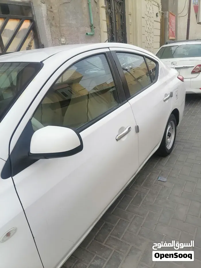 Nissan Sunny