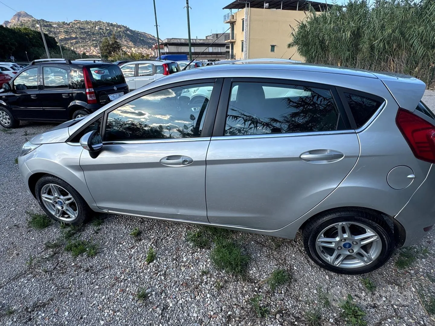 Ford Fiesta 2014 photo 5