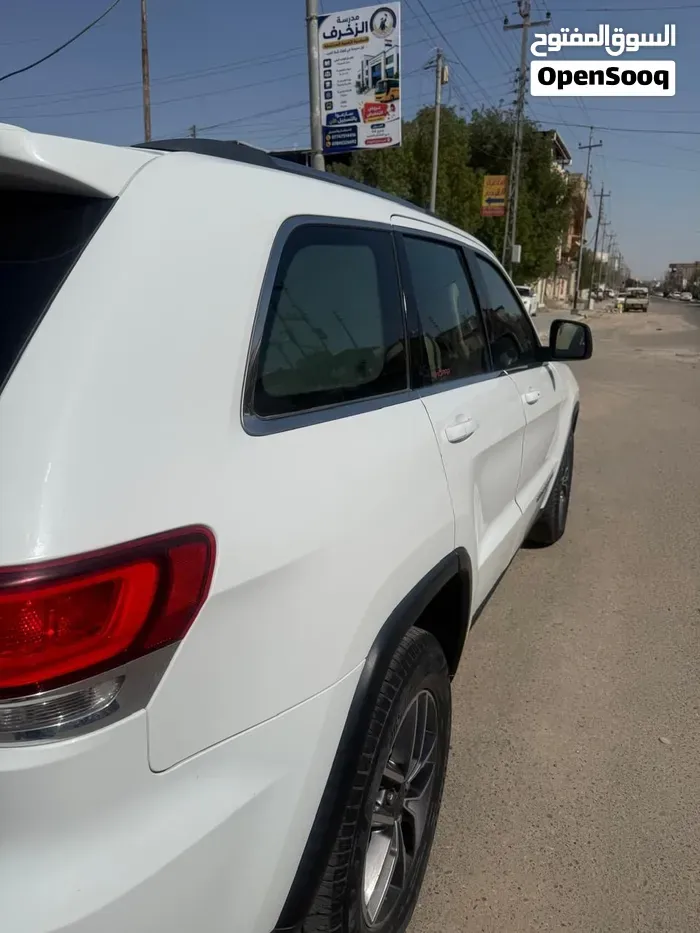 Jeep Grand Cherokee 2020 photo 2