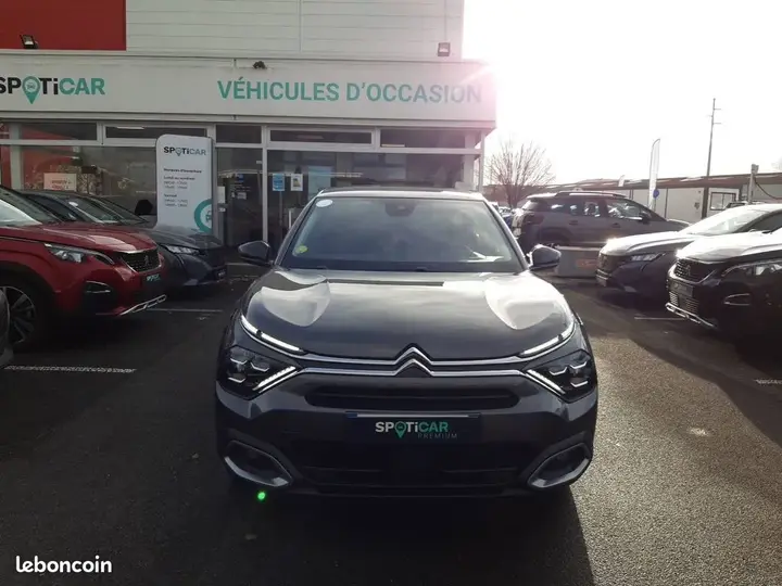 Citroen C4 2024 photo 2