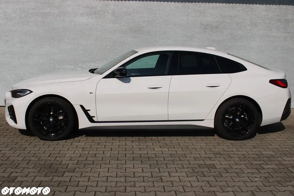 BMW I4 2023 photo 2
