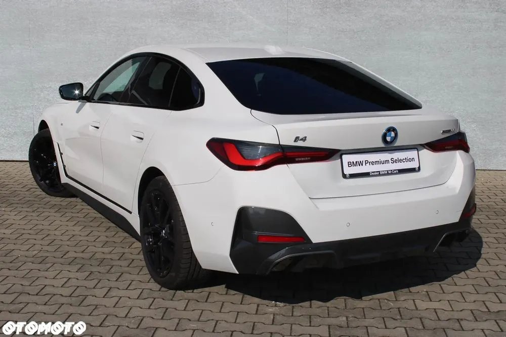 BMW I4 2023 photo 3