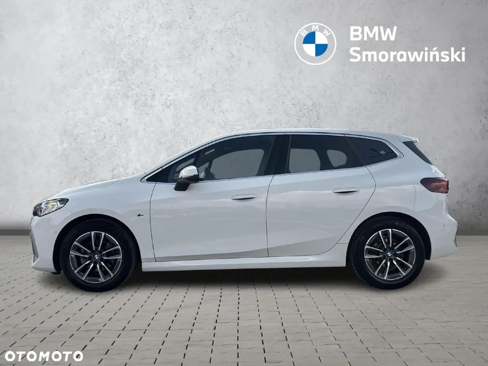 BMW 2 Series 2023 photo 2