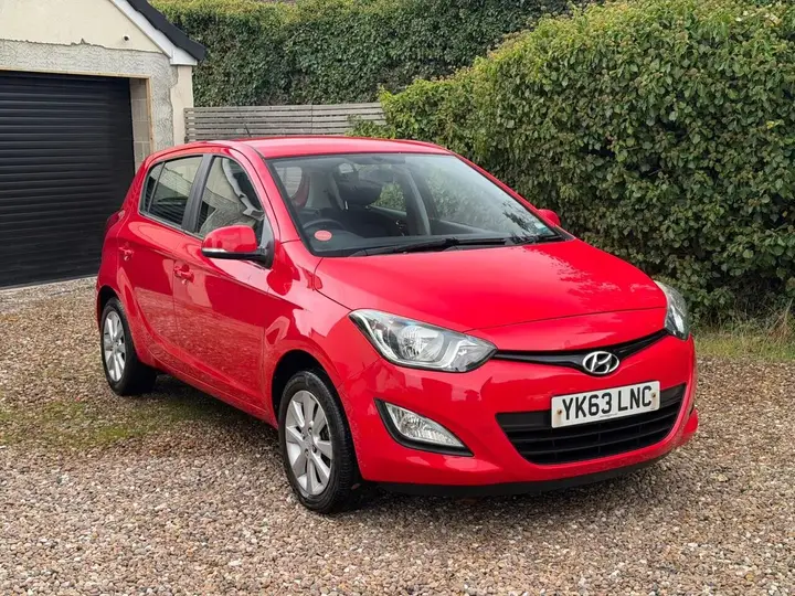 Hyundai I20