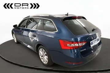 Skoda Superb 2022 photo 3