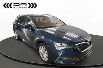 Skoda Superb 2022 photo 2