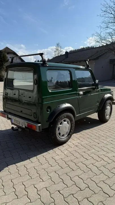 Suzuki Samurai 1990 photo 3