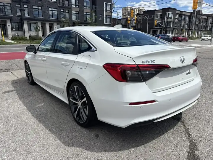 Honda Civic 2024 photo 4