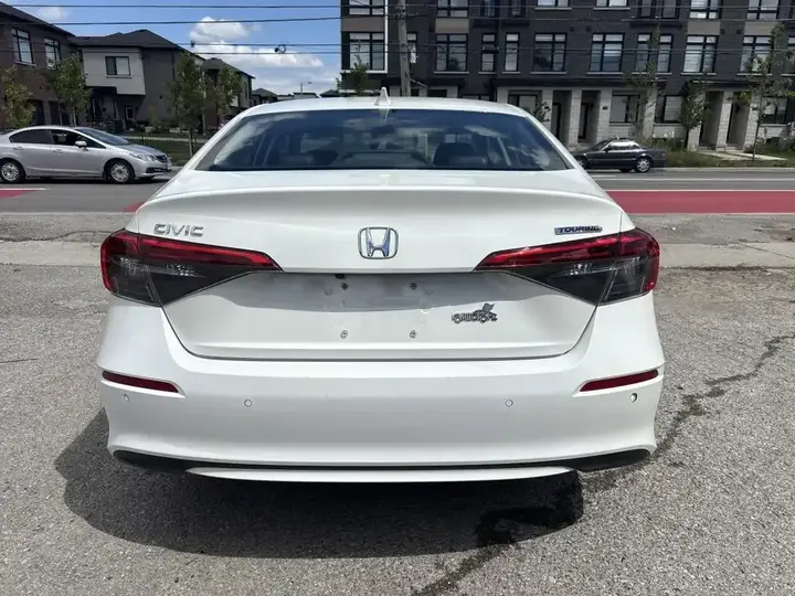 Honda Civic 2024 photo 3