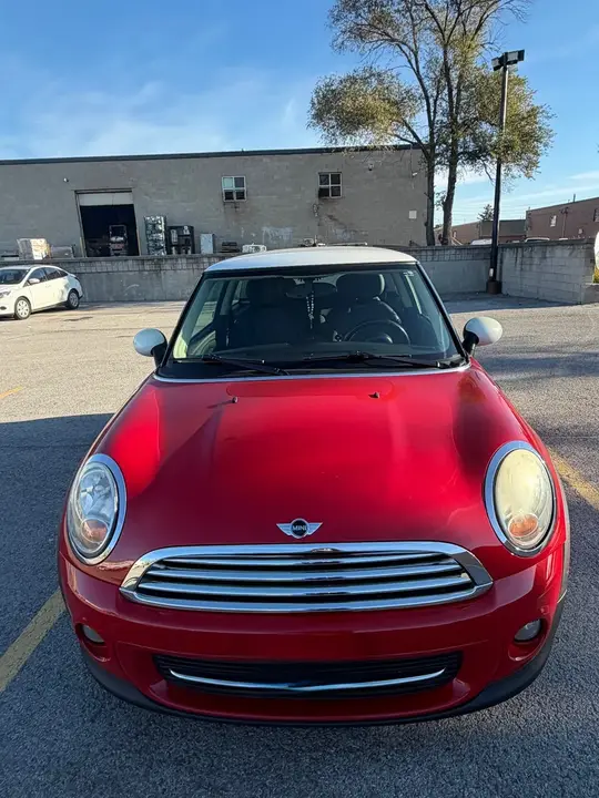 Mini Cooper 2011 photo 2