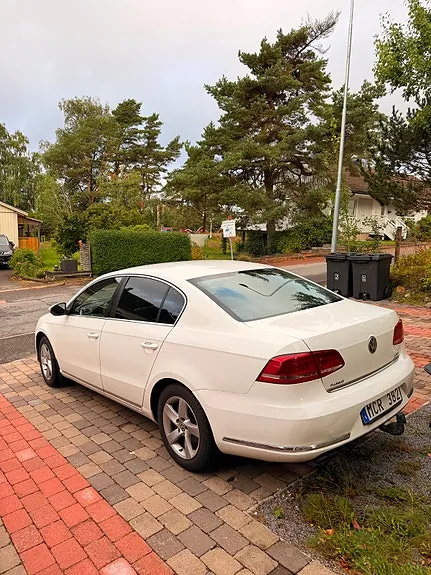 Volkswagen Passat 2012 photo 3