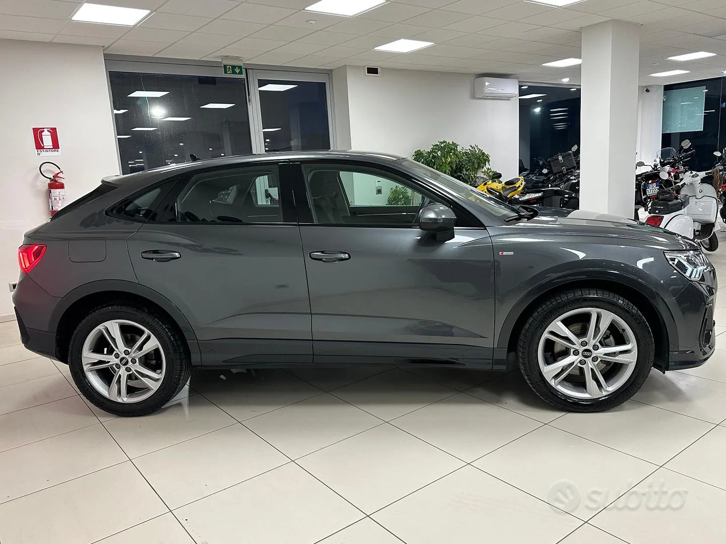 Audi Q3 2024 photo 4
