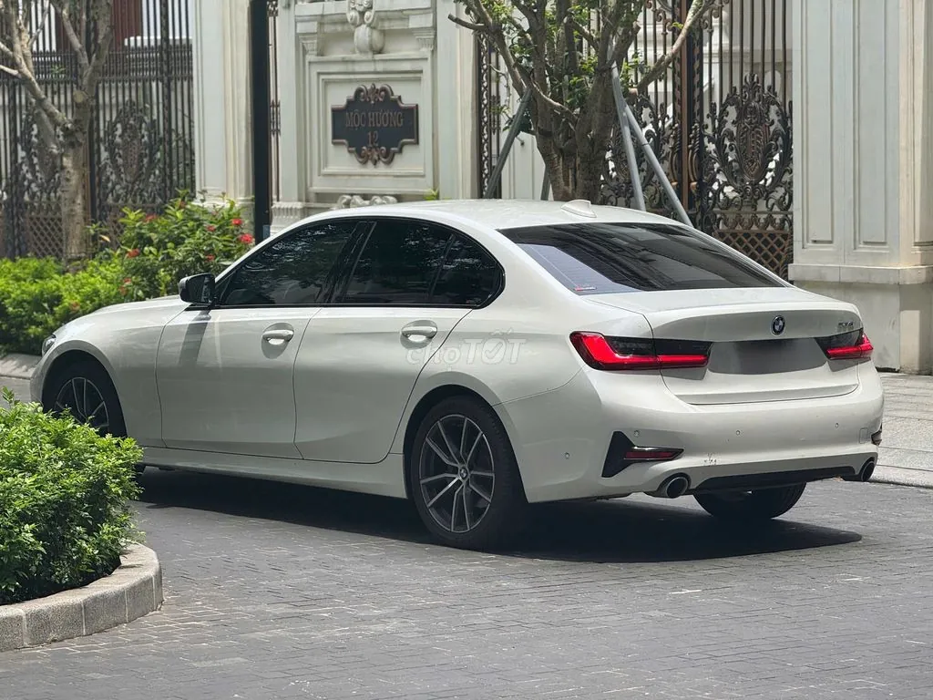 BMW 3 Series 2021 photo 5