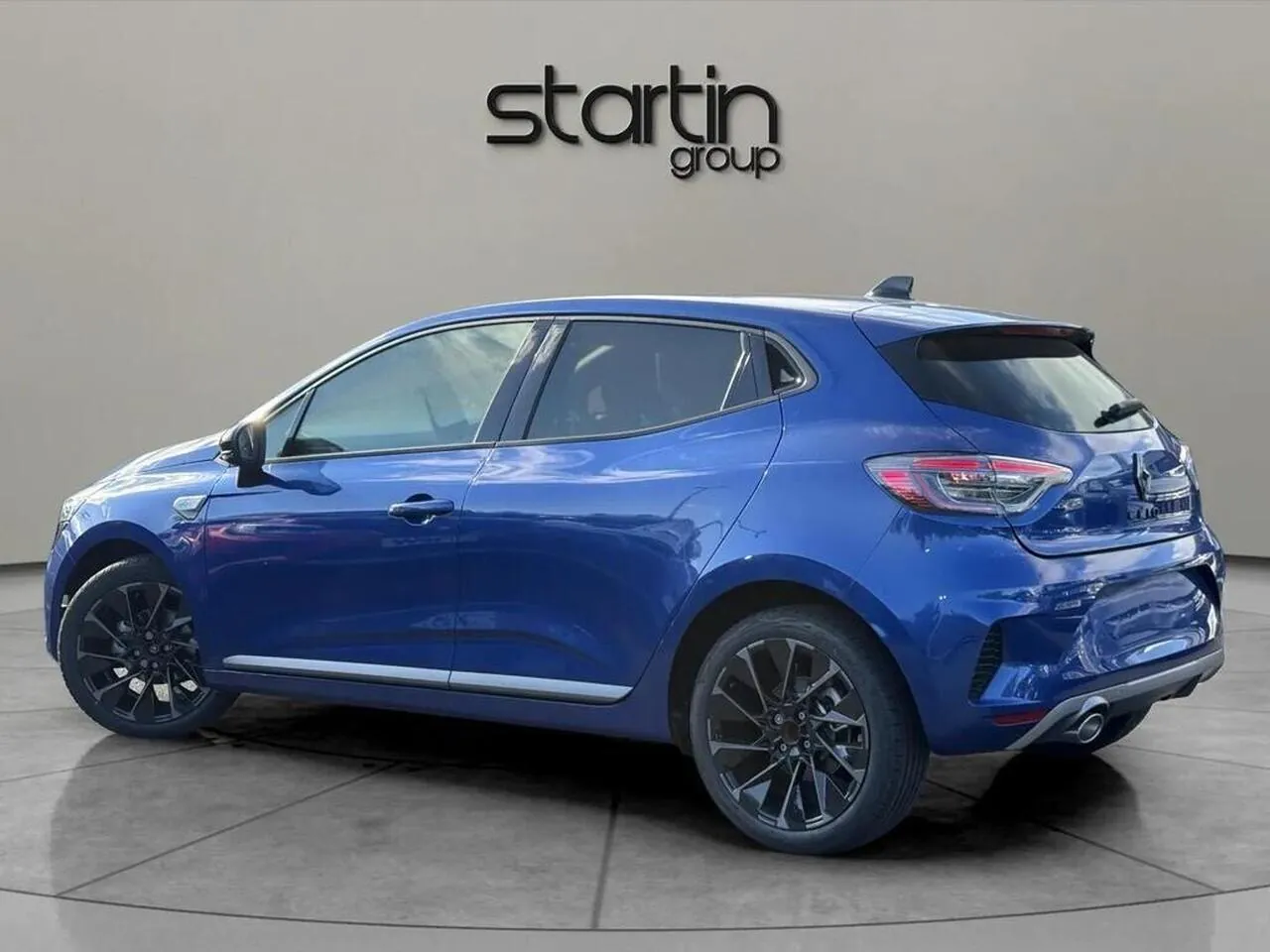 Renault Clio photo 4