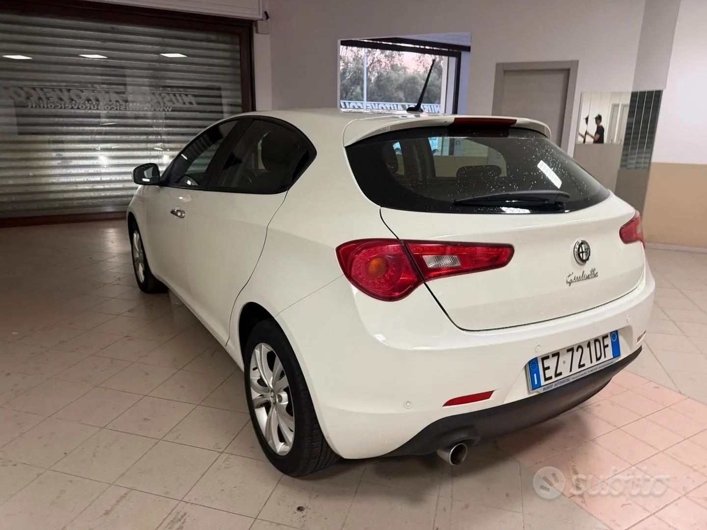 Alfa Romeo Giulietta 2015 photo 4