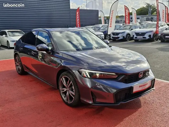 Honda Civic 2026 photo 3