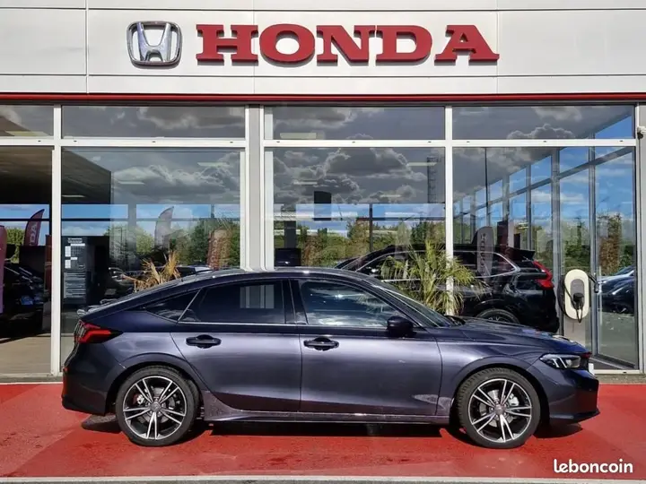 Honda Civic 2026 photo 5
