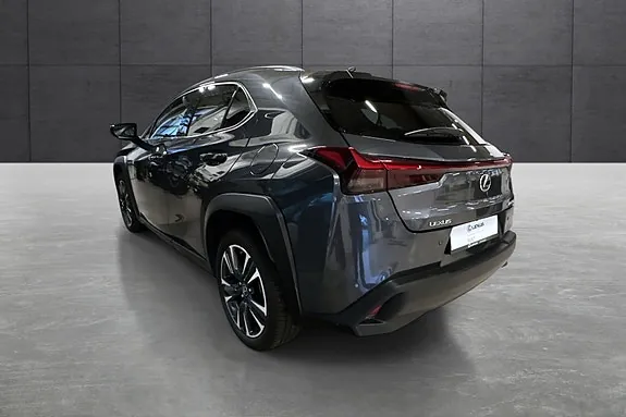 Lexus Ux250H 2023 photo 3