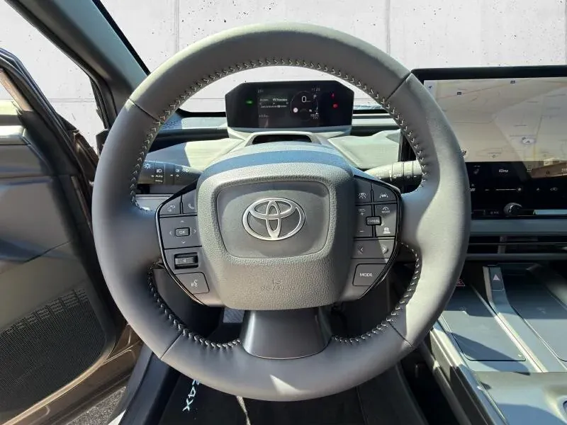 Toyota Bz4X 2026 photo 2