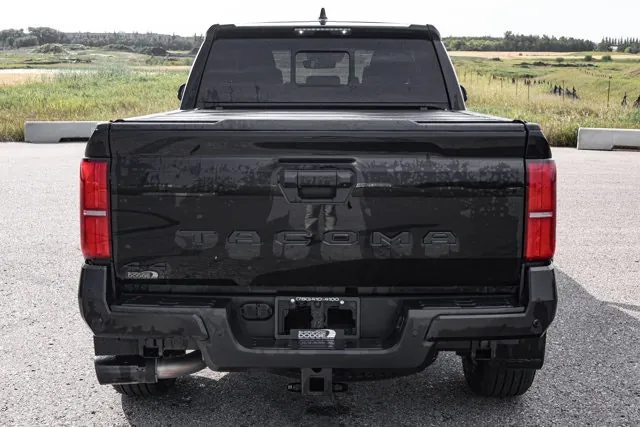 Toyota Tacoma 2024 photo 3