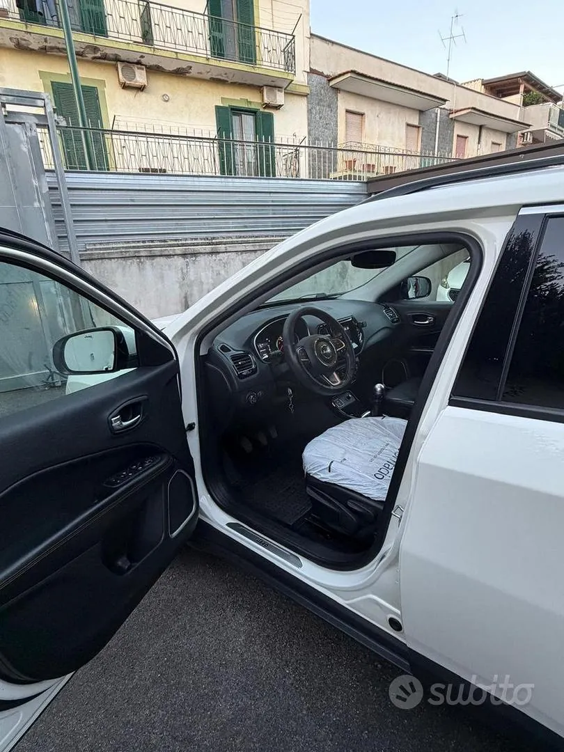 Jeep Compass 2018 photo 4