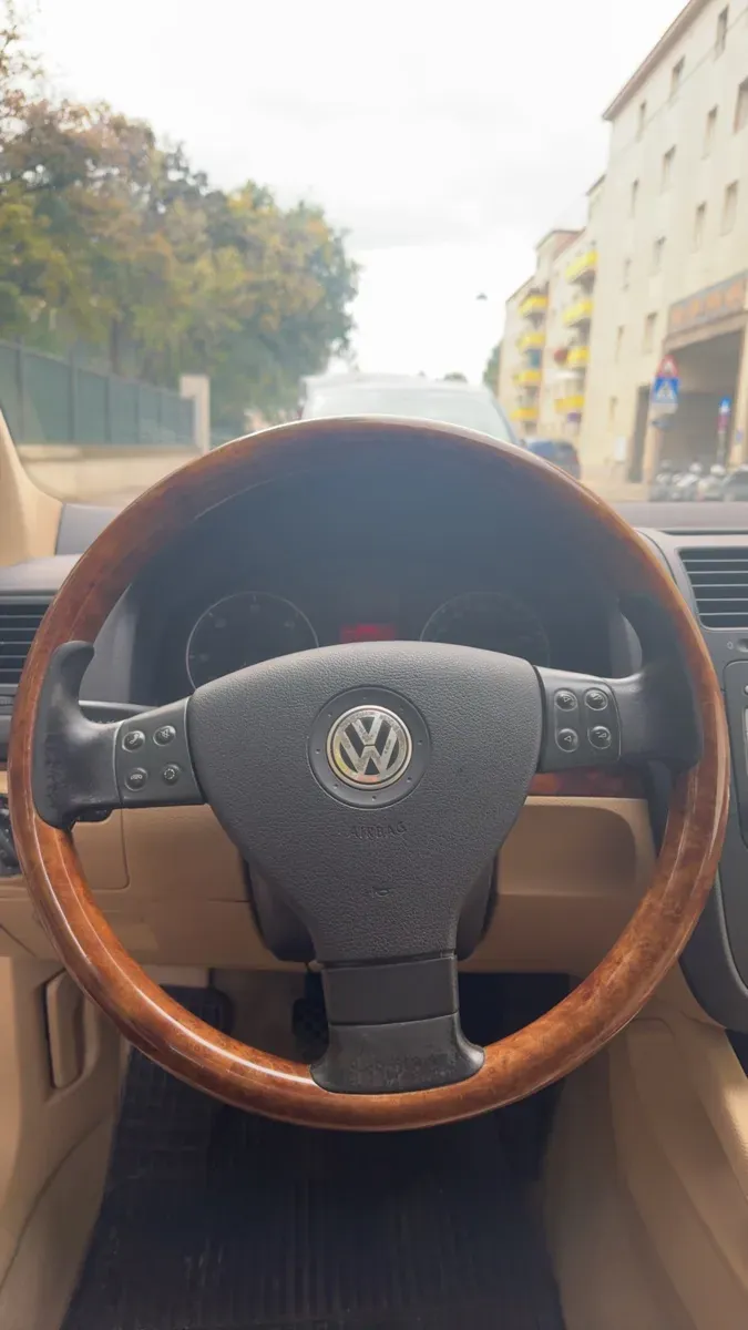 Volkswagen Golf 2004 photo 3