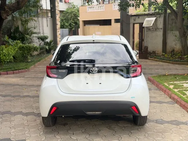 Toyota Yaris 2023 photo 4