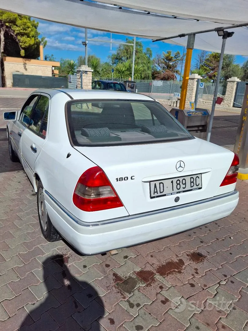 Mercedes-Benz C 180 1995 photo 4