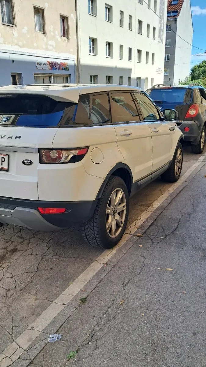 Land Rover Range Rover Evoque 2012 photo 2