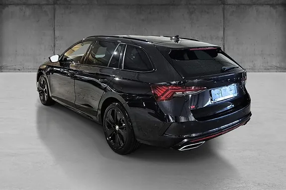 Skoda Octavia Rs 2021 photo 3