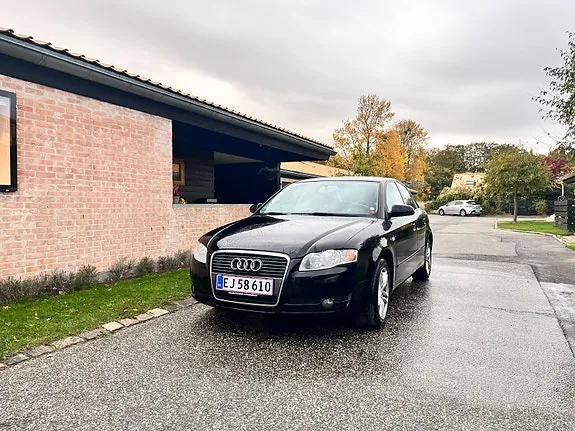 Audi A4 2006 photo 2