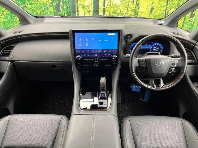 Toyota Alphard Hybrid Z 2023 photo 2